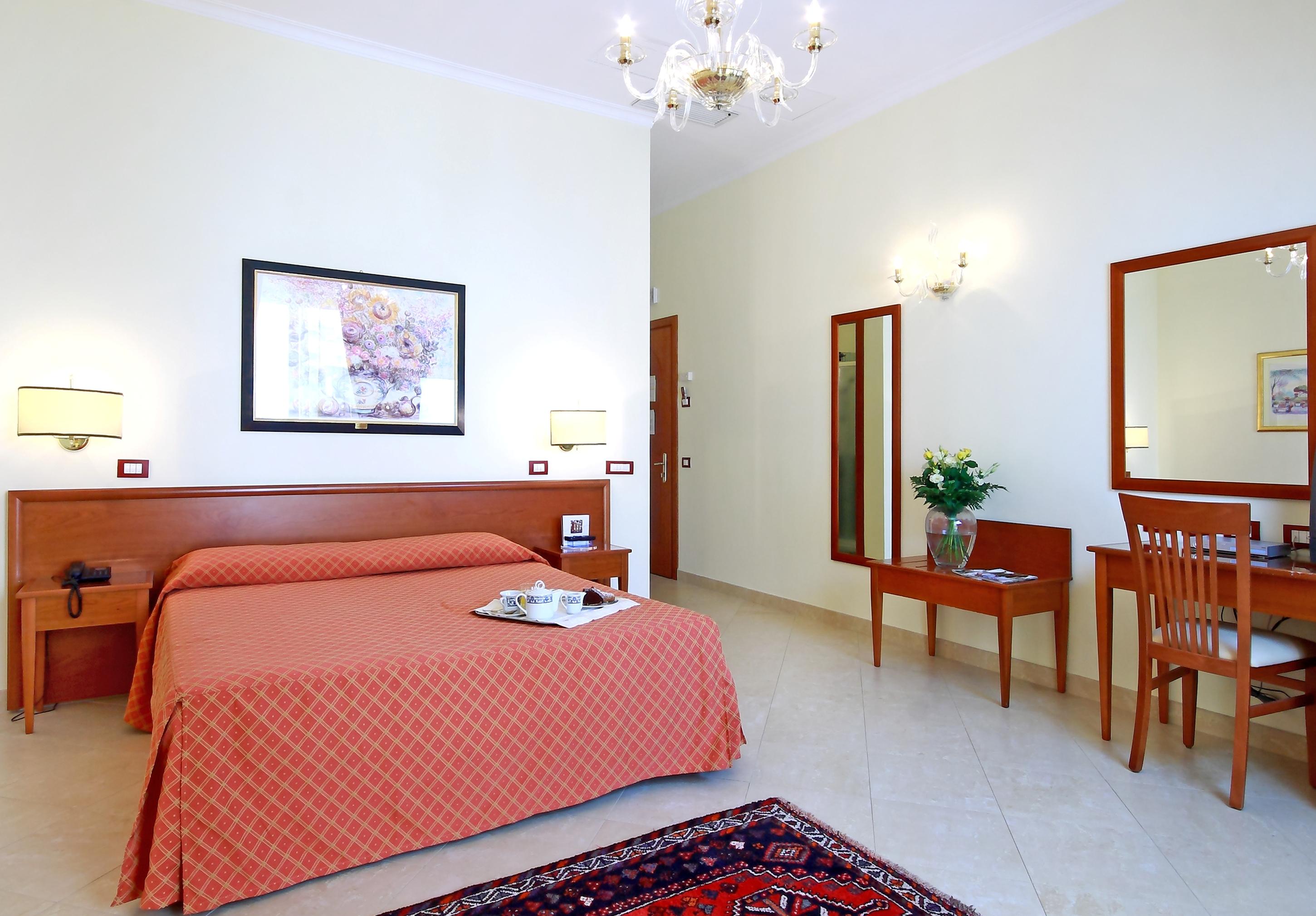 Hotel Centrale Spa & Relax Алькамо Екстер'єр фото