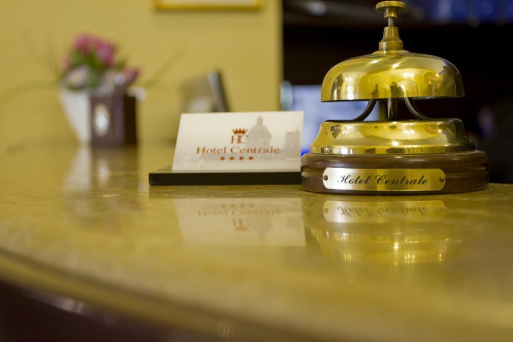 Hotel Centrale Spa & Relax Алькамо Екстер'єр фото