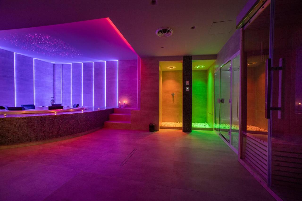 Hotel Centrale Spa & Relax Алькамо Екстер'єр фото